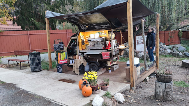 Opinii despre Makákó Kávégyár în Szarvaskő - Vendéglátás