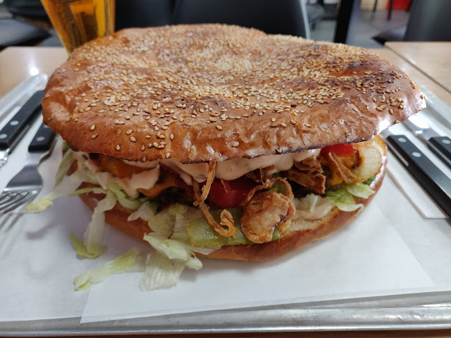 Opinii despre Westy Király BRGR în Győr - Vendéglátás