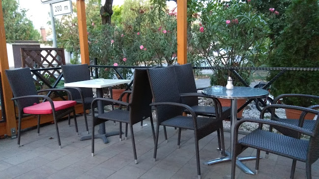 Comentarii opinii despre Temesvári & Kádár cukrászat, pékség, fagylaltozó