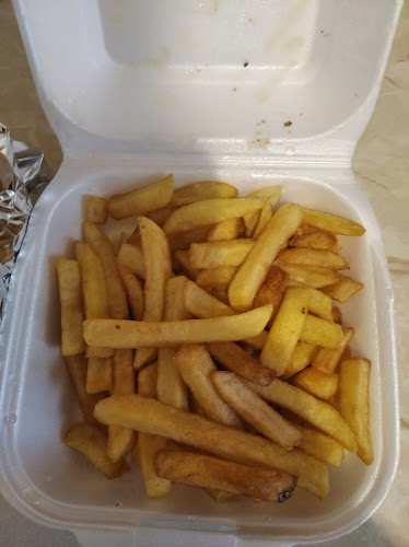 Opinii despre Corner Burger în Budapest - Vendéglátás