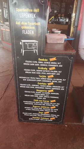 Balatonfenyves, Balaton-Part u. 8, 8646