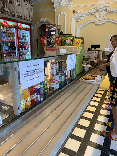 Budapest, Állatkerti út 9-11, 1146