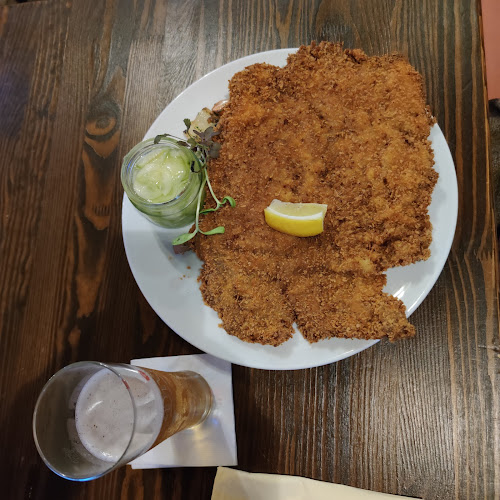 Szeged, Kelemen László u. 3, 6720