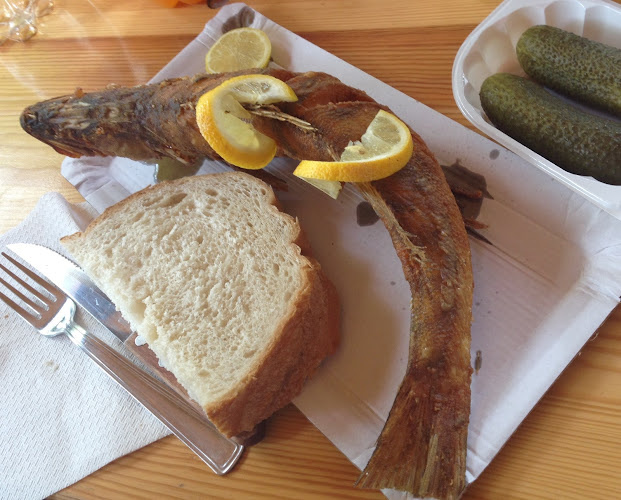 Halsütő - Vendéglátás