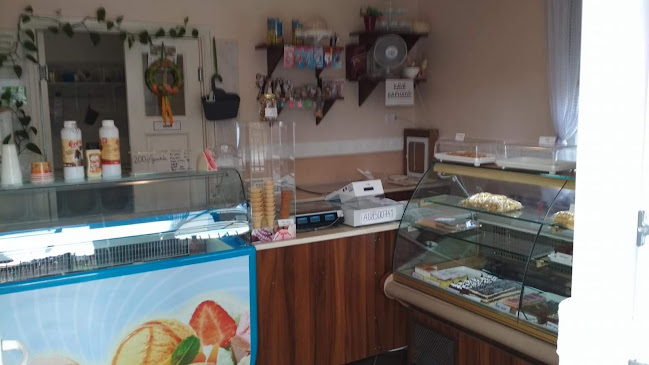 Sütiház - Dánszentmiklós