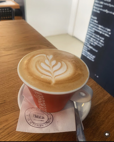 Comentarii opinii despre Tinta Bistro