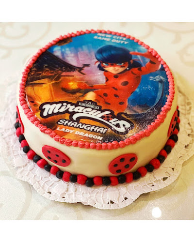 Pingvin Cukrászda - Vác