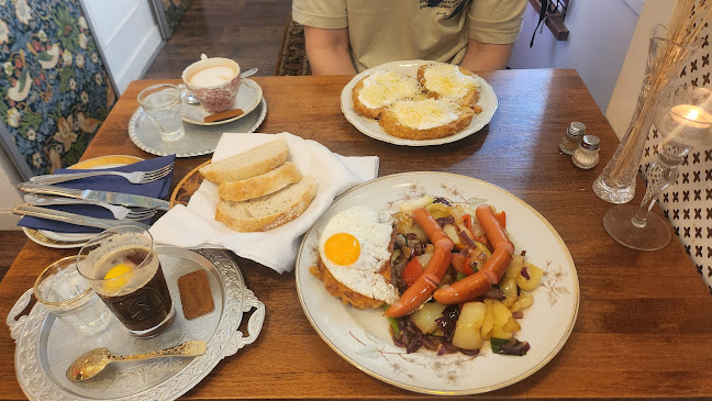 Aranypinty - Vendéglátás