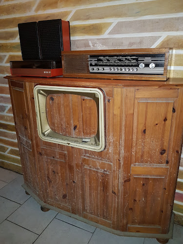 Comentarii opinii despre Retro kocsma