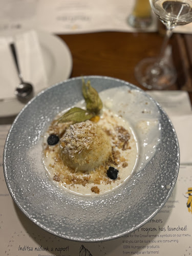 VakVarjú Étterem Pest