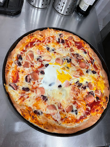 Opinii despre Brooklyn Bistro în Szolnok - Vendéglátás