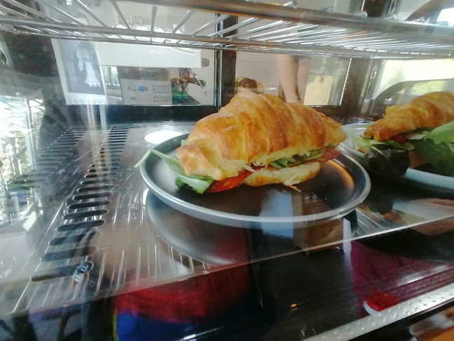 Szia Miksa! - Vendéglátás