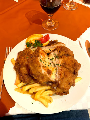 Opinii despre Melody Étterem în Püspökladány - Vendéglátás