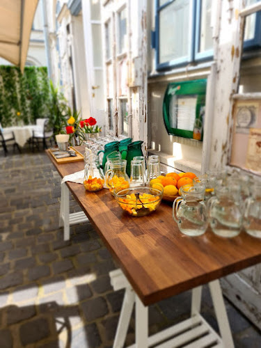 Budapest, Ferenczy István u. 3, 1053