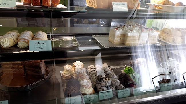 Borostyán cukrászda