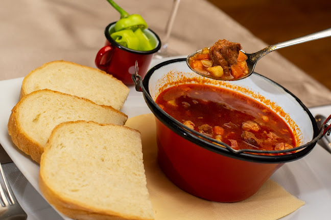 Comentarii opinii despre Turul Étterem, Panzió