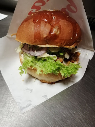 Sarok Büfé - Vendéglátás