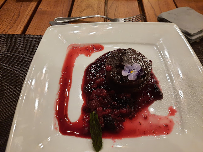 Bagolyvár - Vendéglátás