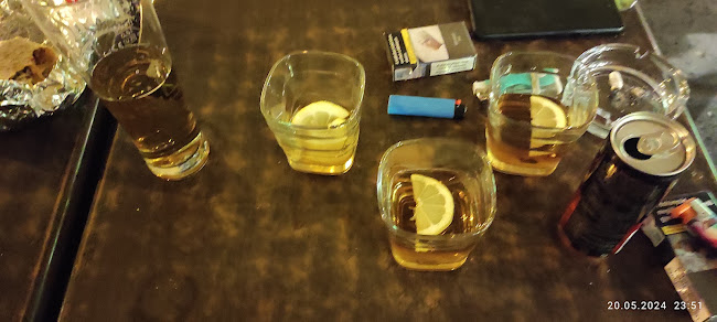 Comentarii opinii despre Gong Café presszó