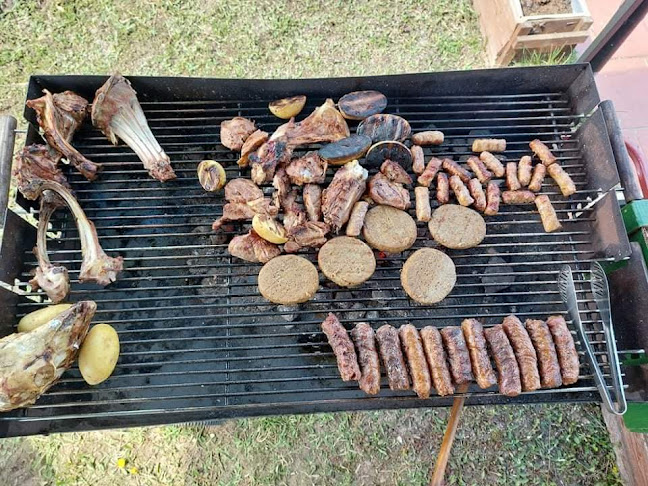 Opinii despre Üvegtigris, a büfé în Tinnye - Vendéglátás