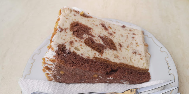 Tata, Sport u. 1, 2890