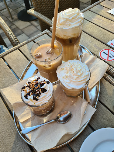 Opinii despre Cafe Frei în Siófok - Vendéglátás
