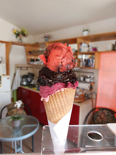 Claudia Cukrászda - Fagyizó