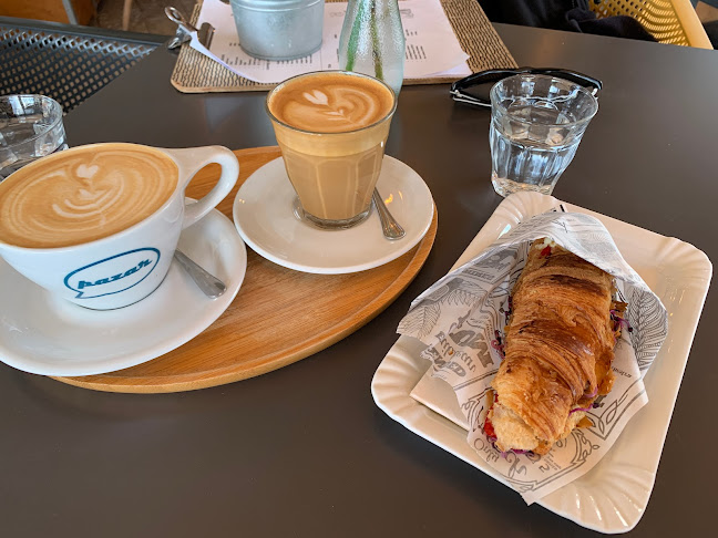 Comentarii opinii despre Pazar Coffee Company Balatonfüred