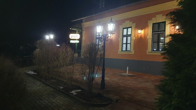 St. Hubertus Panzió & Étterem - Vendéglátás