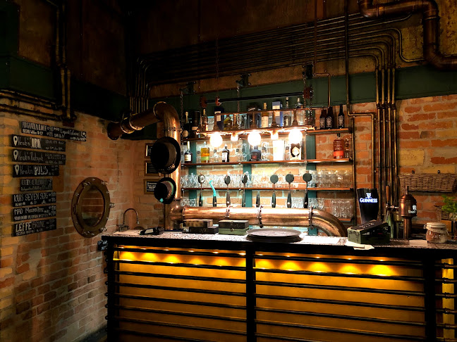 Krak'n Town Steampunk Saloon - Vendéglátás