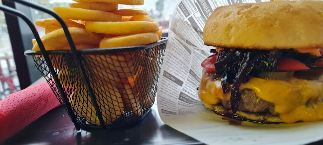 Comentarii opinii despre Brady Bar