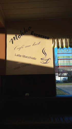 Castello Cukrászda - Vendéglátás