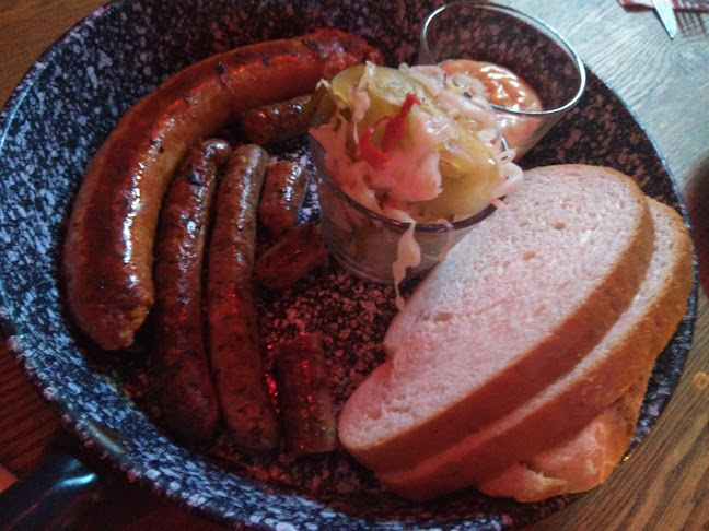 EXTRA Budapest - Brunch Bar Club - Vendéglátás