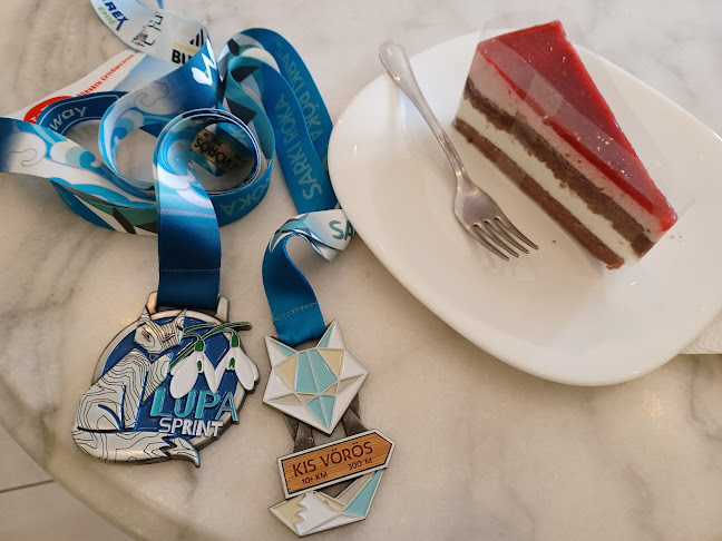 Valdocco Budakalász Fagylaltozó és Cukrászda - Vendéglátás