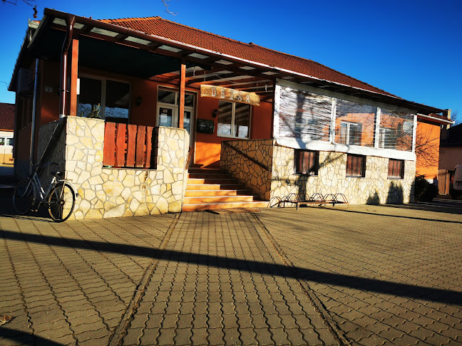 Opinii despre Dézsa Büfé în Karancslapujtő - Vendéglátás