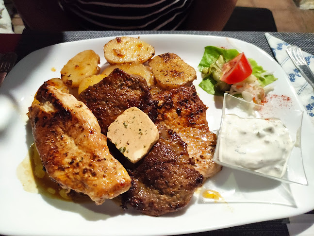 Grillkert Házias Étterem