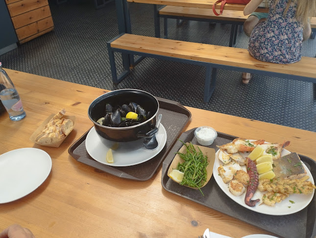 Comentarii opinii despre Dokk Büfé