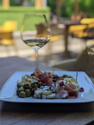 Comentarii opinii despre Kedves Wine Bistro & Shop - St. Andrea Wines