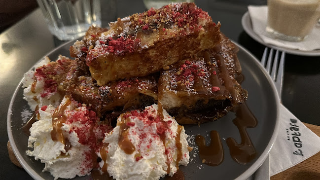 Budapest, Akácfa u. 37-39, 1072