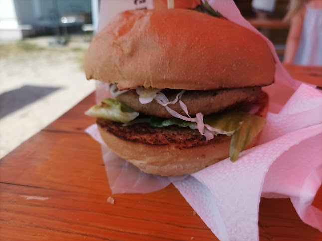 Eger, Kisasszony u., 3300