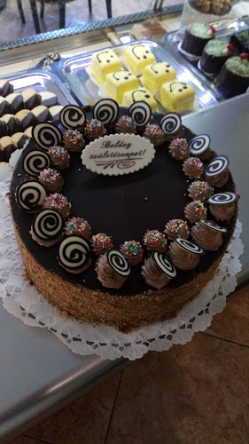 Édes Anna Cukrászda - Vendéglátás