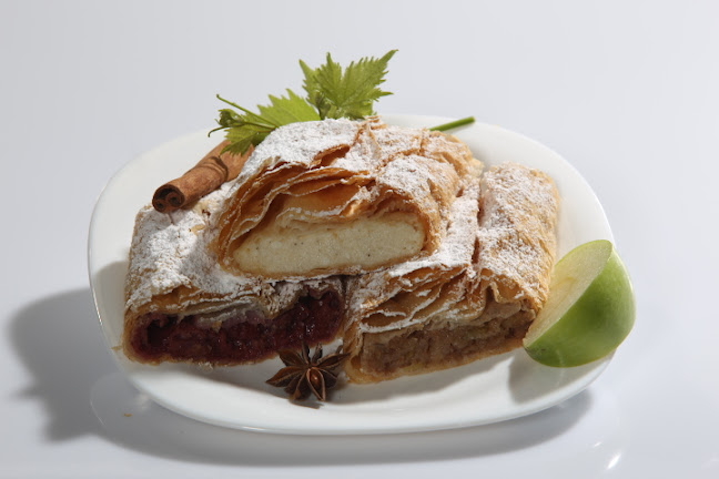 Opinii despre Kisteleki Rétesház în Kistelek - Vendéglátás