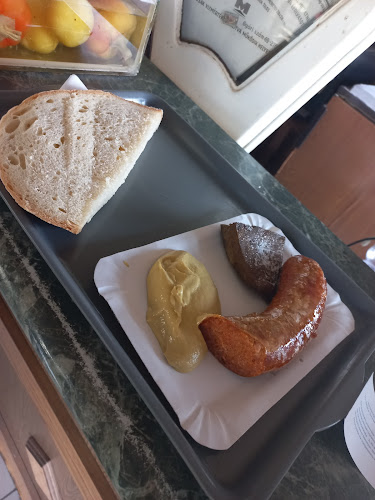 Pecsenyesütő-Büfé - Vendéglátás