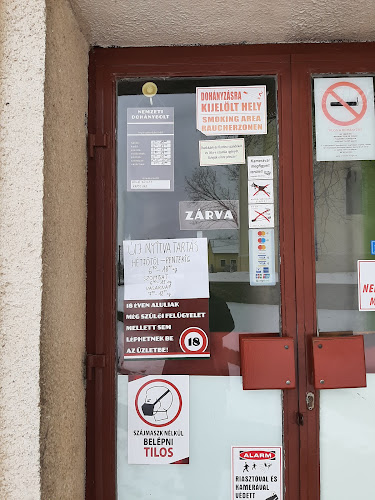 Opinii despre Hangya falatozó în Gölle - Vendéglátás