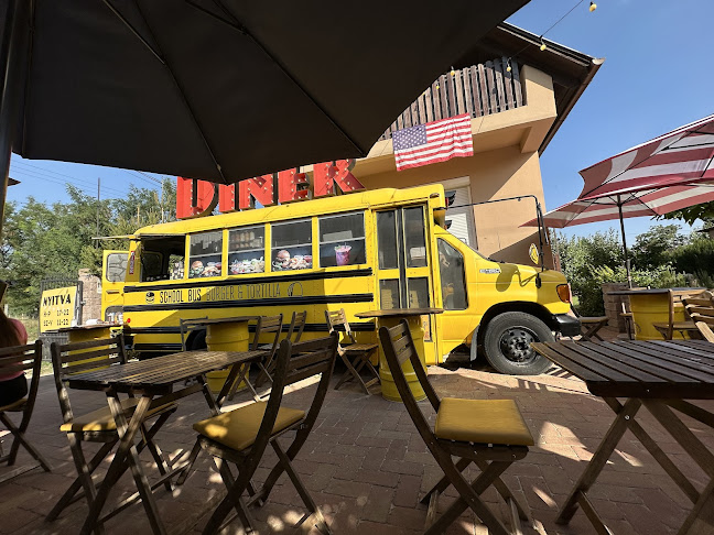 Dunakeszi, Pálya u. 12-36, 2120