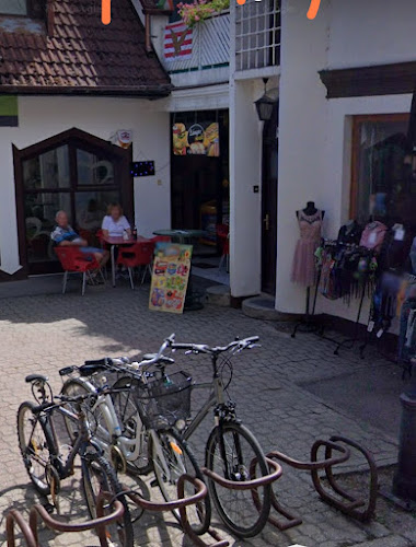 Opinii despre Lángos Sarok în Szigetvár - Vendéglátás