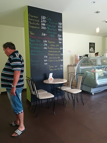 Borostyán cukrászda