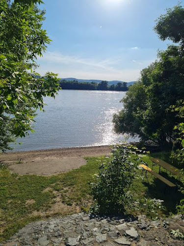 Kerékbár Zebegény - Vendéglátás