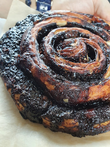 Comentarii opinii despre Szia Miksa!