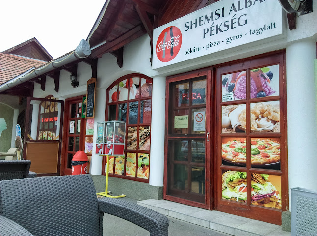 Shemsi Albán Pékség